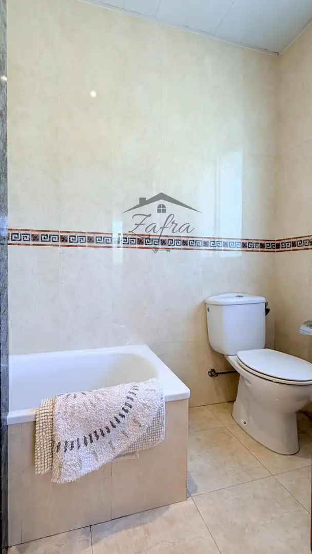 Baño de Piso en venta en Vidreres con Aire acondicionado, Calefacción y Terraza