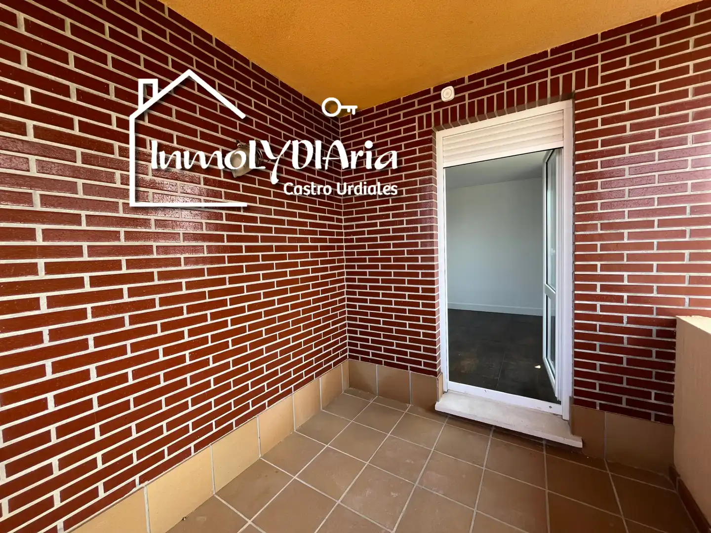 Houses for sale in Castro-Urdiales  with Heating, Private garden and Terrace