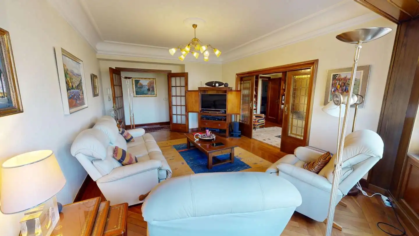 Piso en venta en Área Romántica
