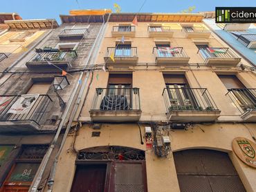 Pis amb balcó en venda a Pamplona-Iruña - joaquin jarauta 82