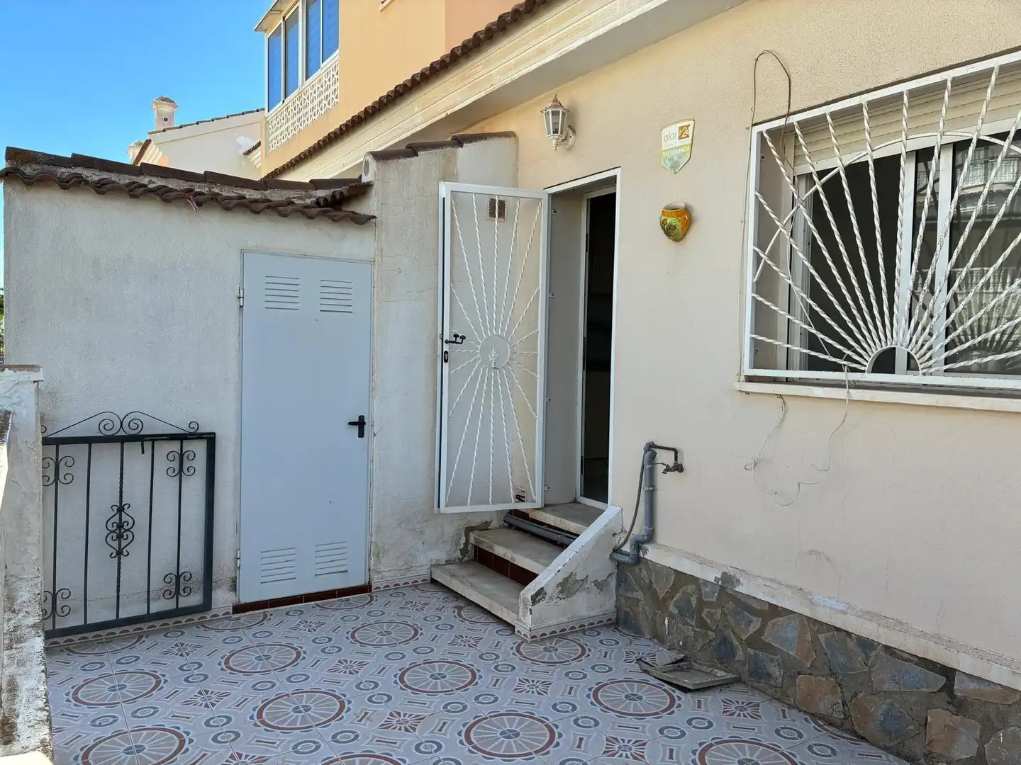 Außenansicht von Haus oder Chalet zum Verkauf in Benijófar mit Privatgarten und Gemeinschaftspool