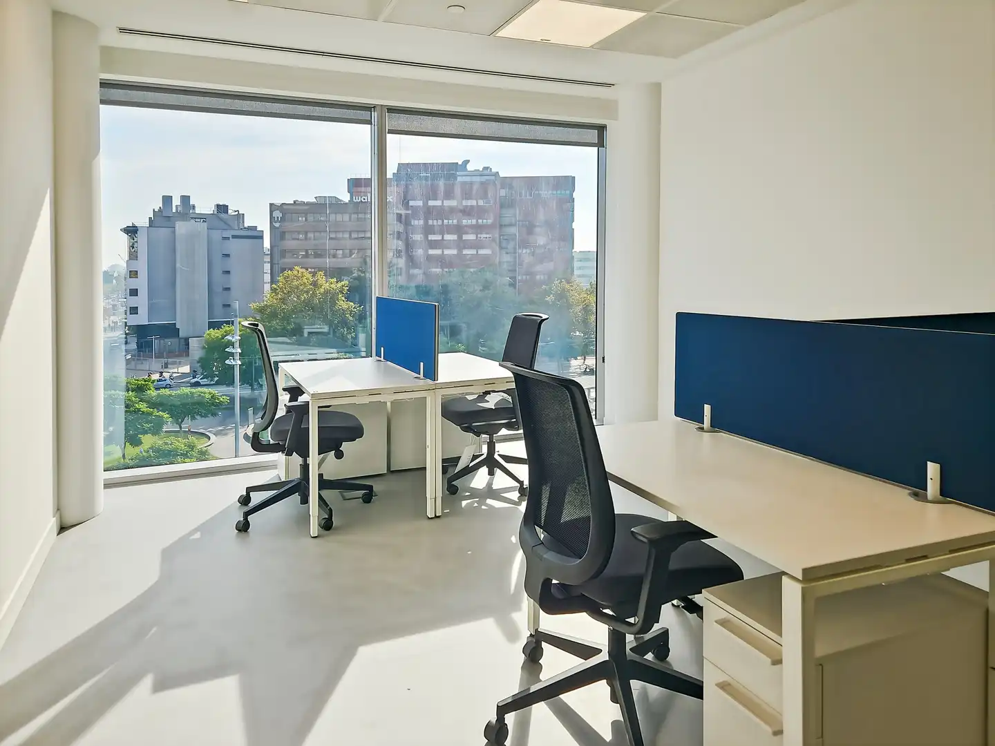 Office for rent in Barcelona  with Air Conditioner, Heating and Furnished