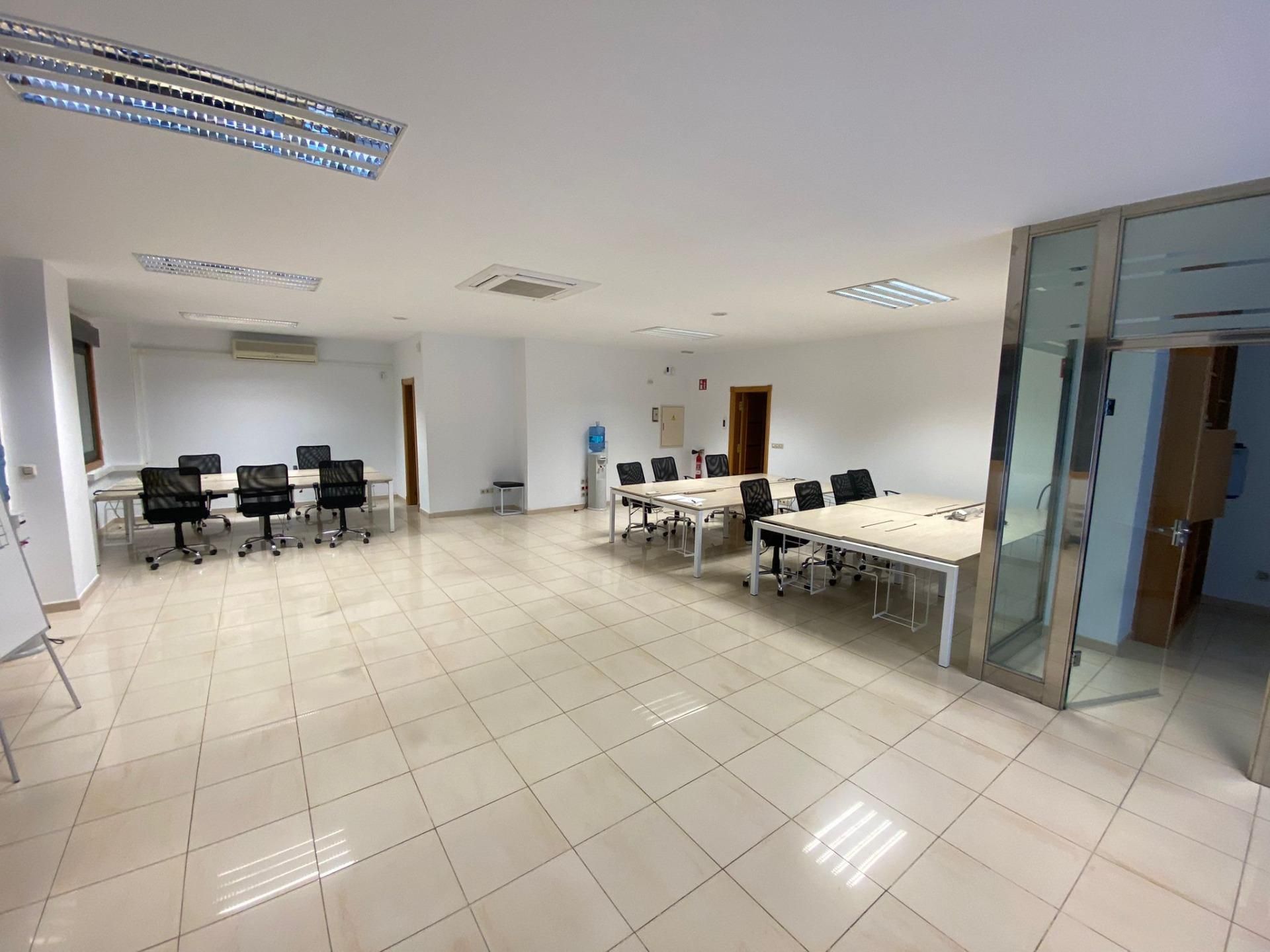 Local en venda en Fuengirola amb Aire condicionat