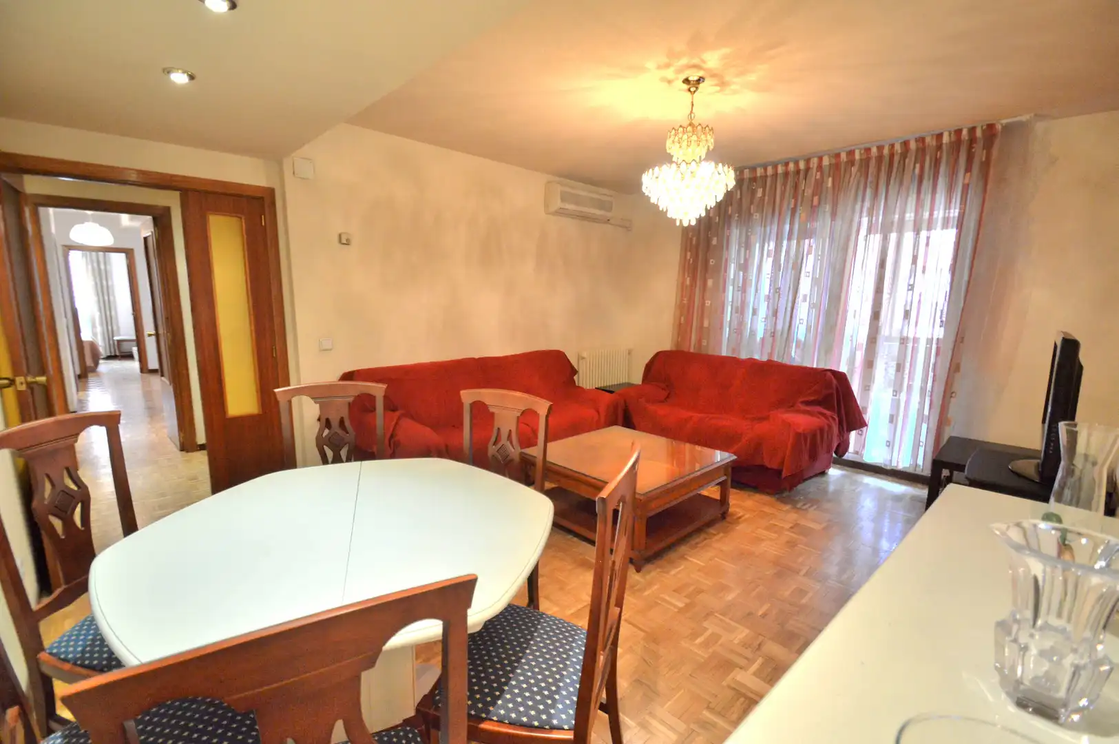 Bedroom of Flat for sale in Madrid  with Air Conditioner, Heating and Parquet flooring