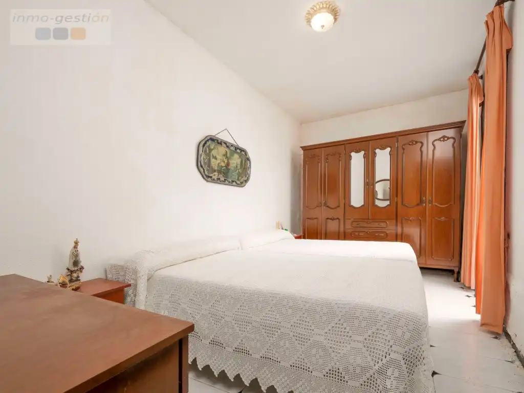 Dormitori de Edifici en venda en Córdoba