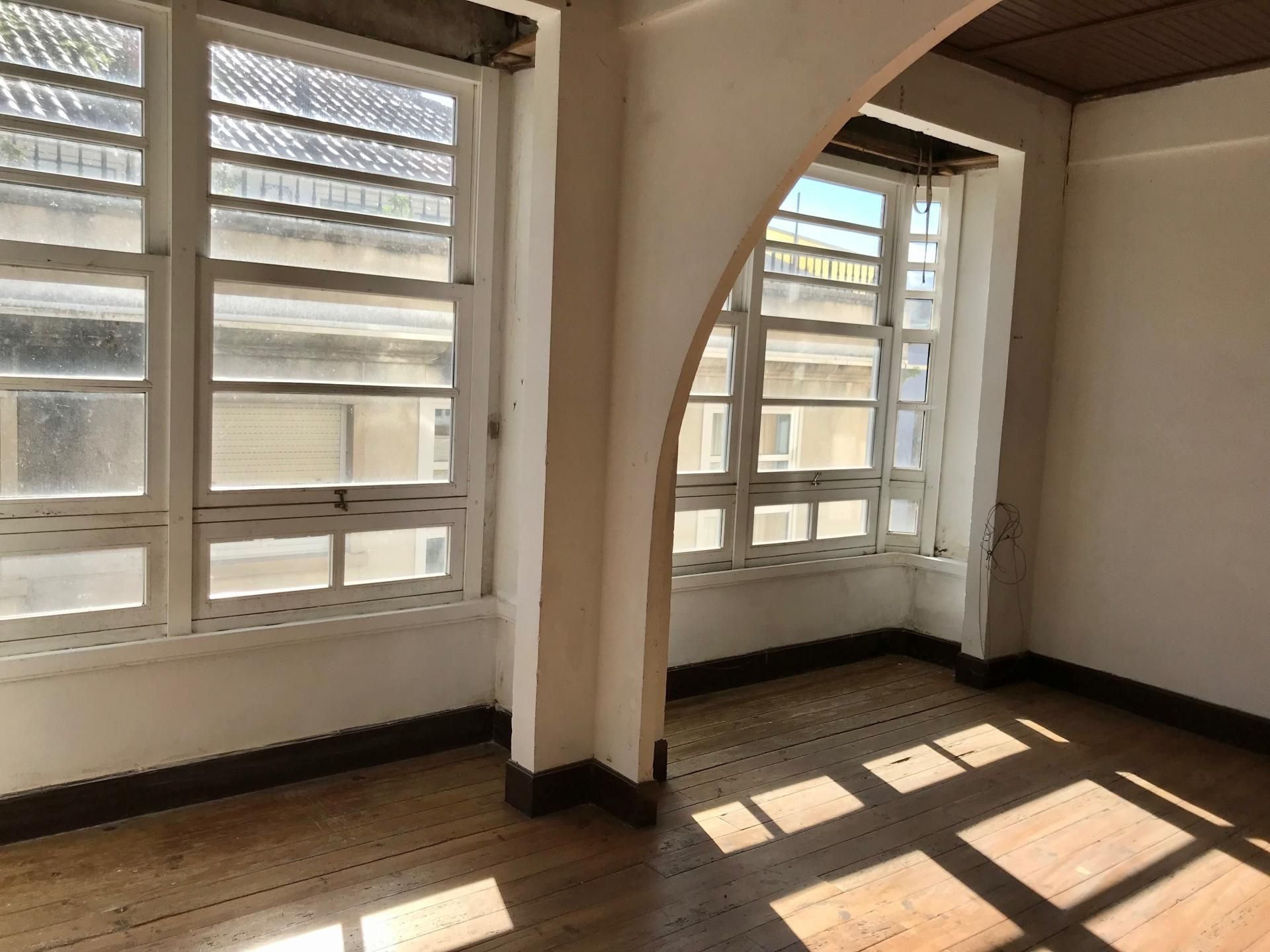 Casa adosada en venda a Noia
