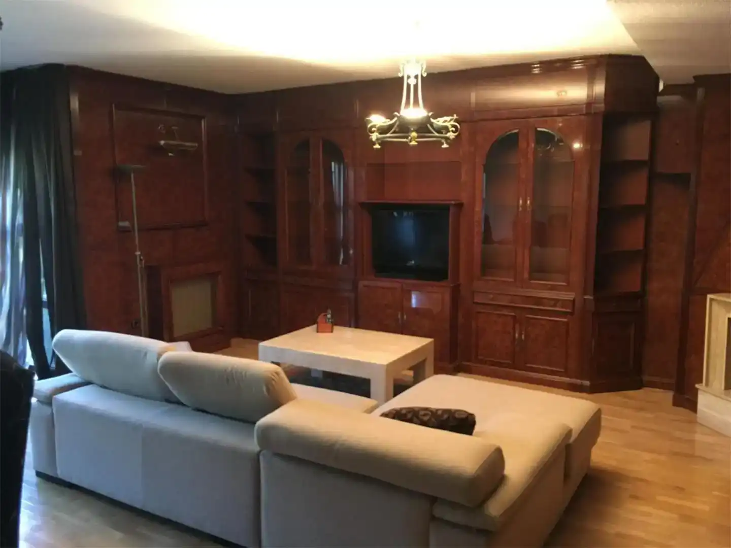 Sala d'estar de Dúplex en venda en Mejorada del Campo amb Parquet i Traster