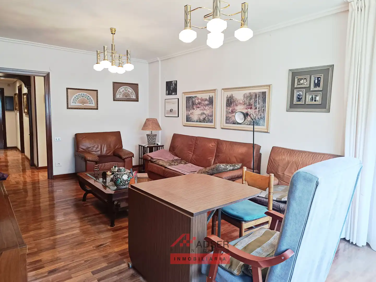 Sala de estar de Piso en venta en  Logroño con Calefacción, Parquet y Terraza