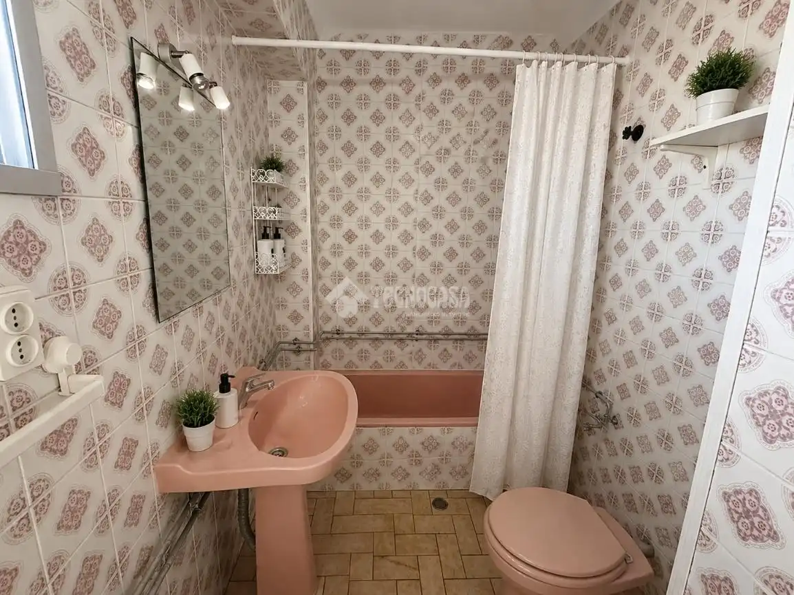 Bathroom of Flat for sale in Marbella