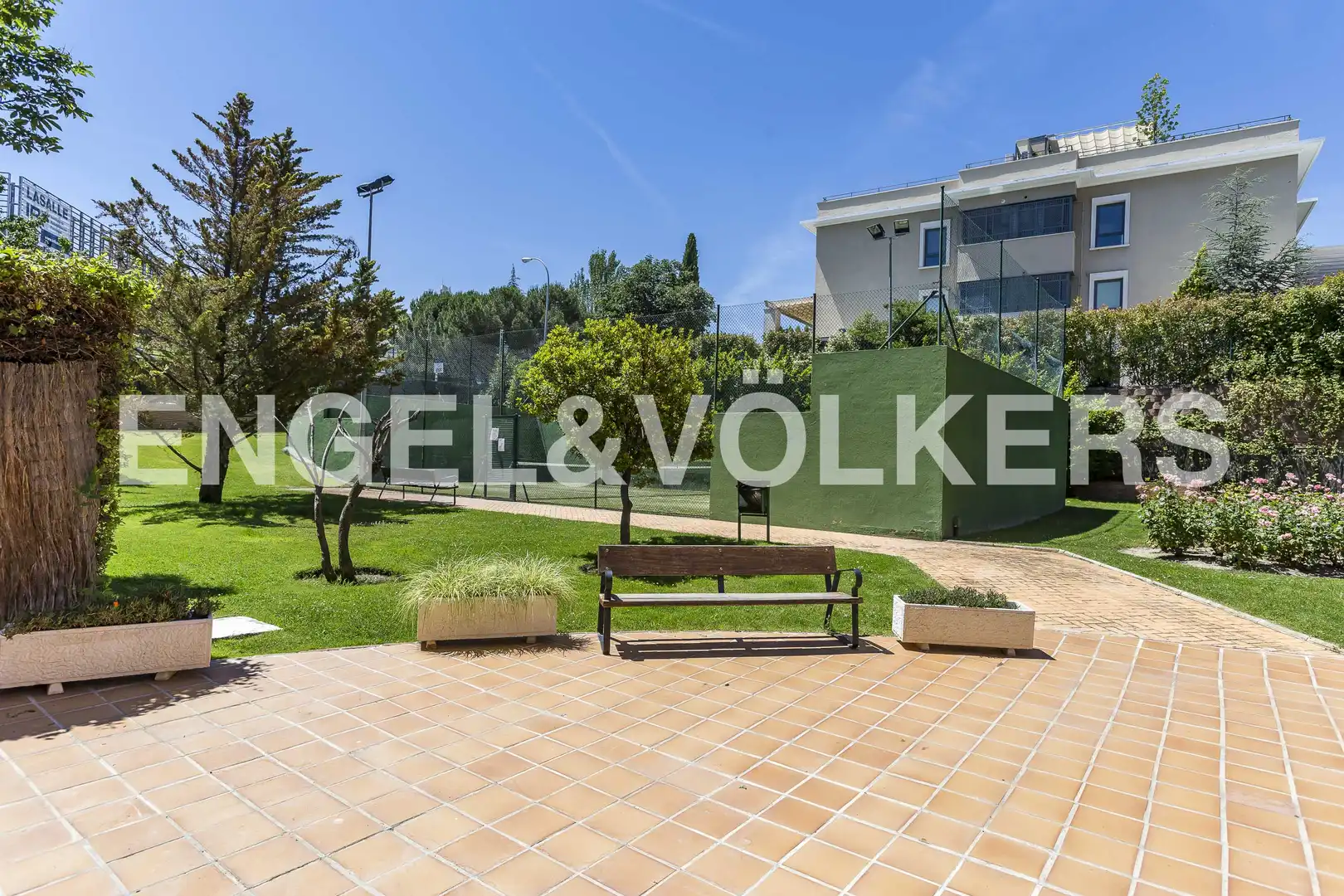 Terrace of Flat for rent in Madrid  with Air Conditioner, Heating and Parquet flooring