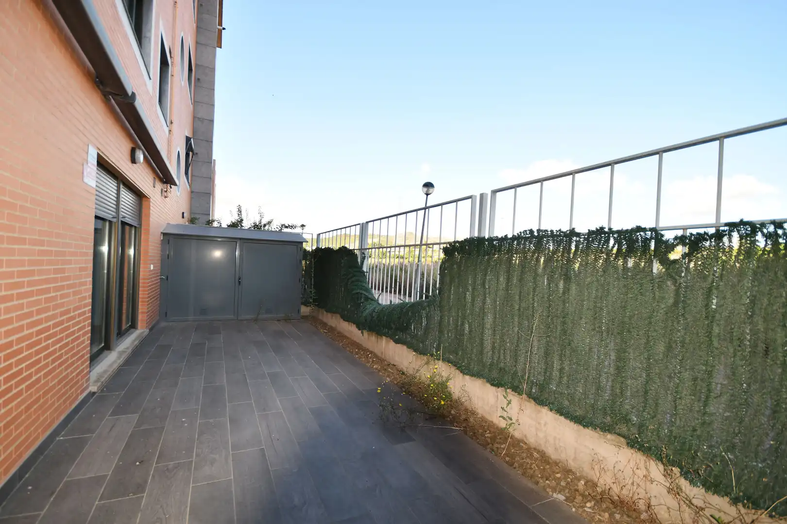 Terrasse von Erdgeschoss zum Verkauf in Lardero mit Klimaanlage, Heizung und Terrasse