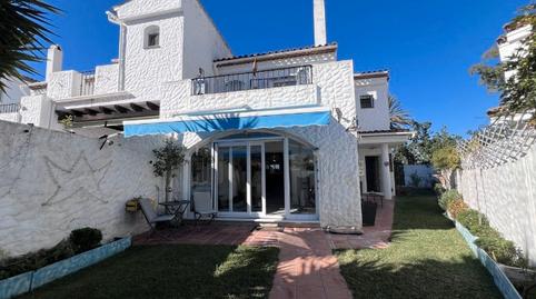 Foto 3 de Casa adosada en venda a Avenida de la Gardenia, 8, Paraiso - Barronal, Málaga