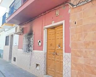 Exterior view of House or chalet for sale in  Sevilla Capital