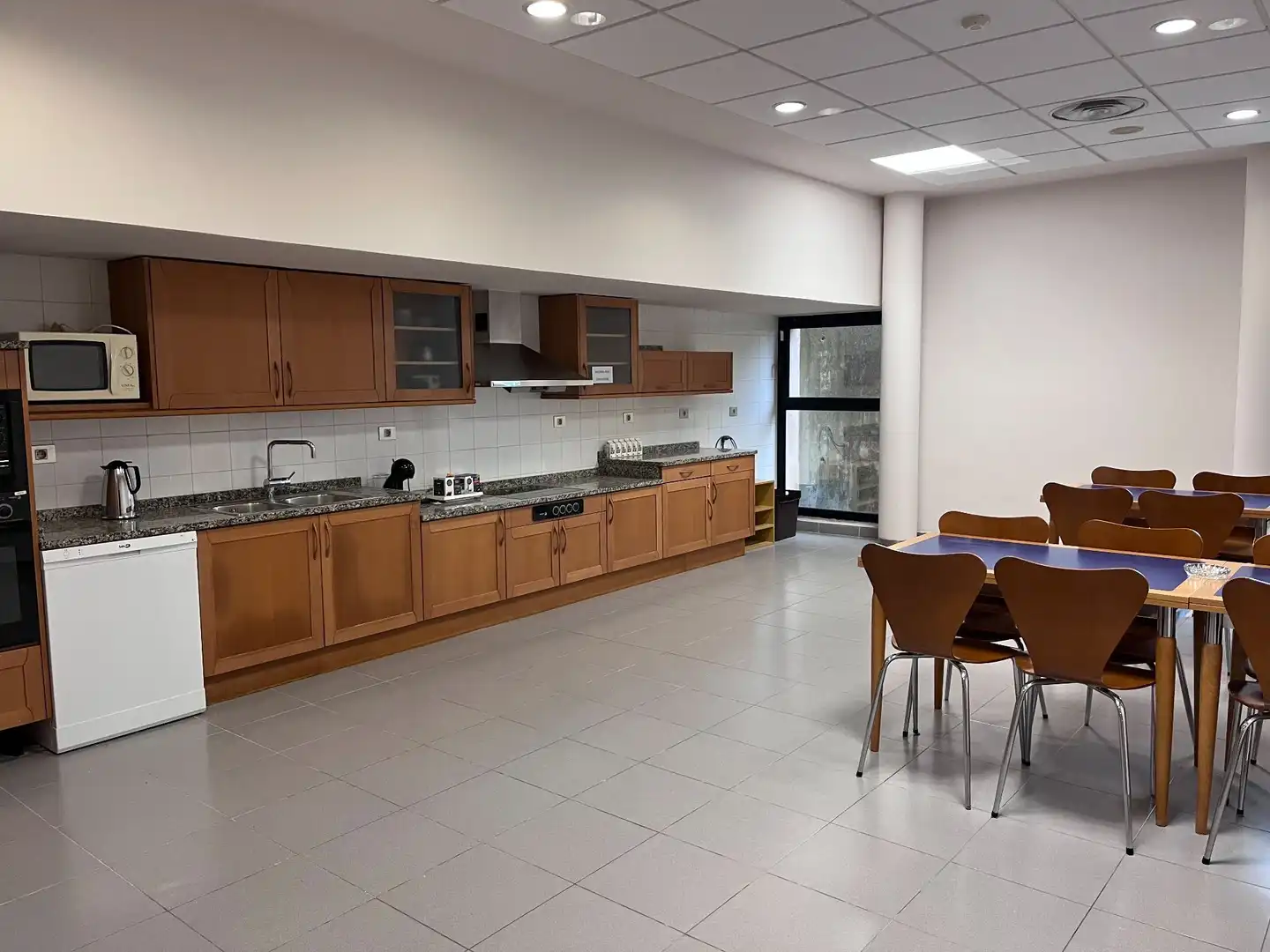 Cocina de Oficina de alquiler en Vitoria - Gasteiz con Calefacción