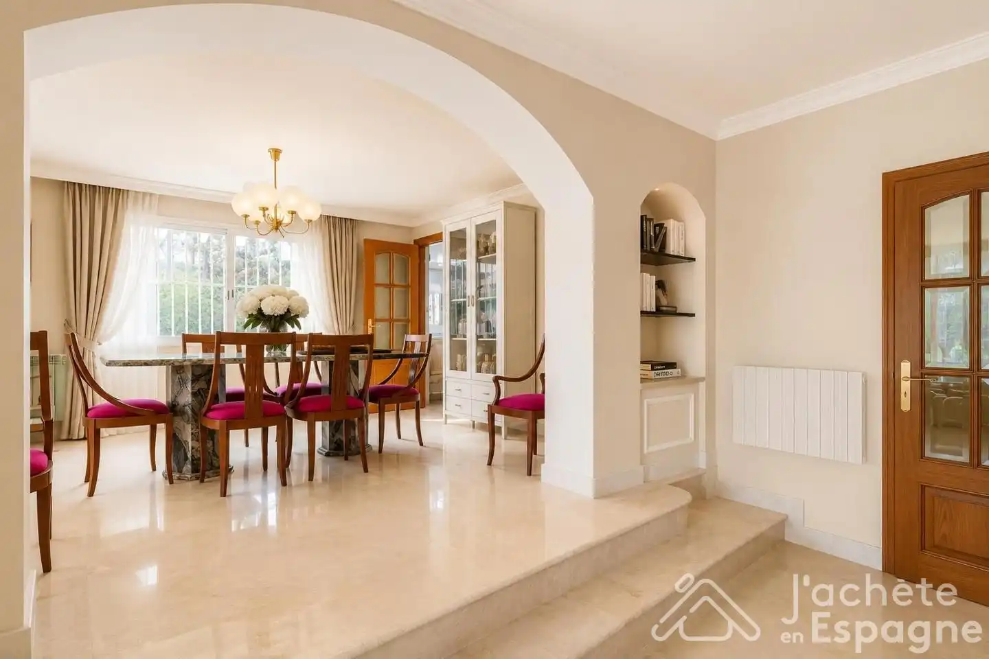 Comedor de Casa o chalet en venta en Gilet con Aire acondicionado, Jardín privado y Terraza