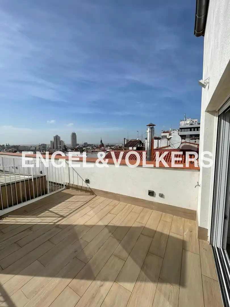 Terraza de Ático de alquiler en Madrid con Aire acondicionado, Calefacción y Terraza