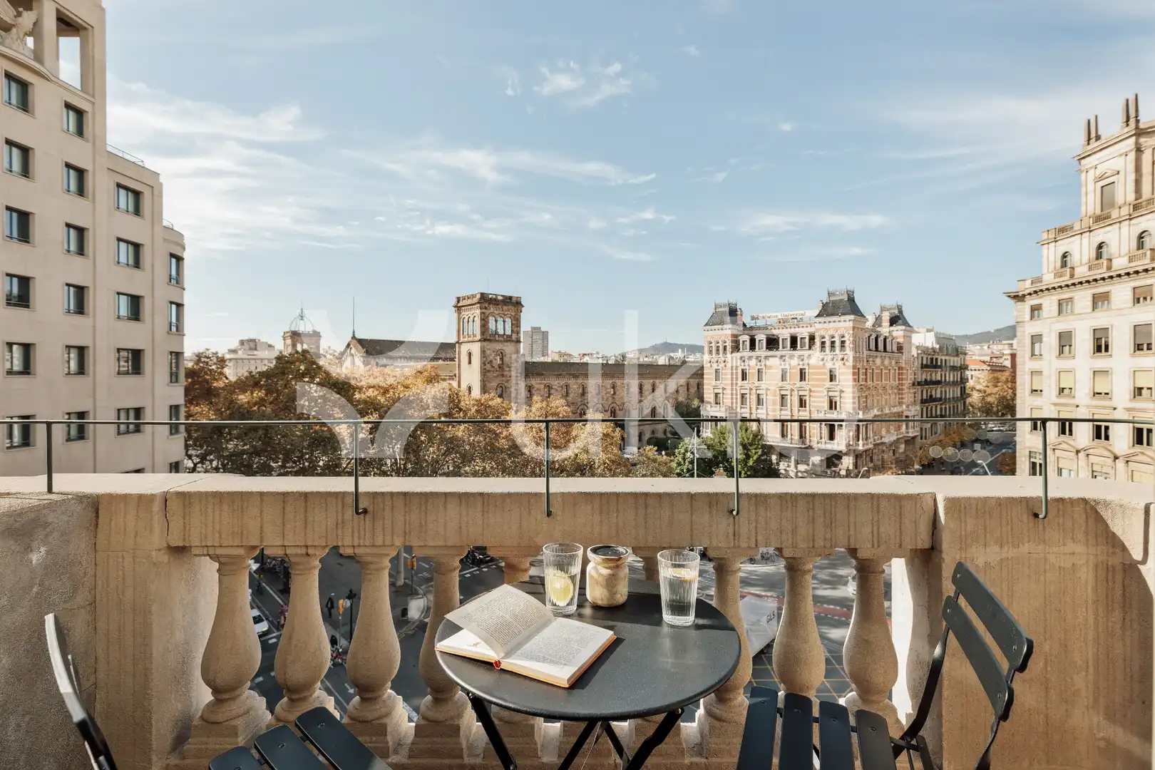 Apartamento con terraza en alquiler en Gran Via de les Corts Catalanes, imagen 5