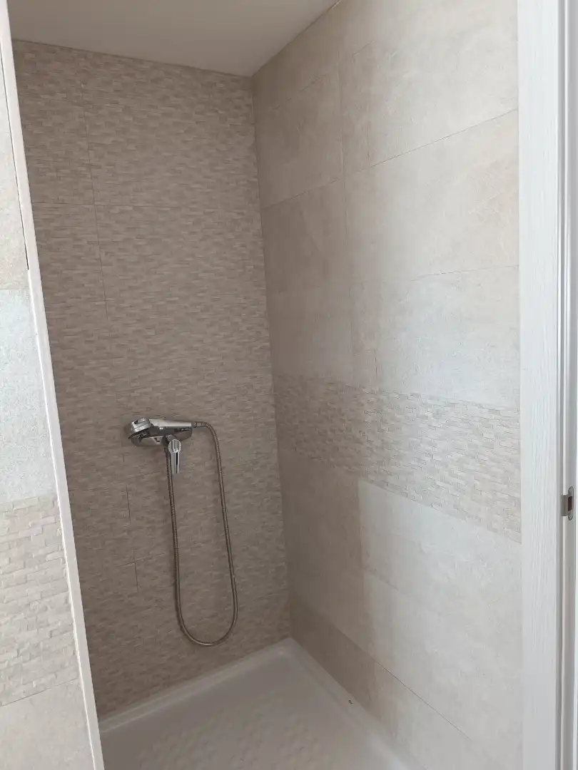 Badezimmer von Wohnung zur Miete in Salamanca Capital