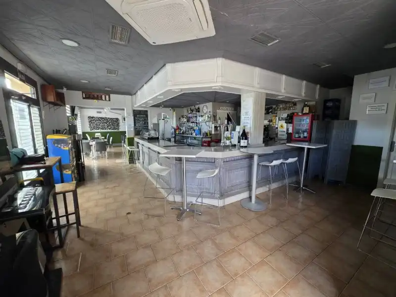 Local comercial en venda a Los Pinos - El Pilar, imagen 4
