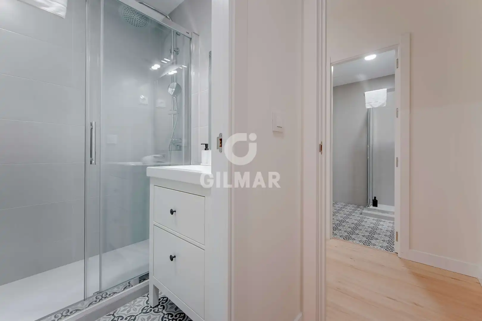Baño de Piso en venta en Madrid con Calefacción