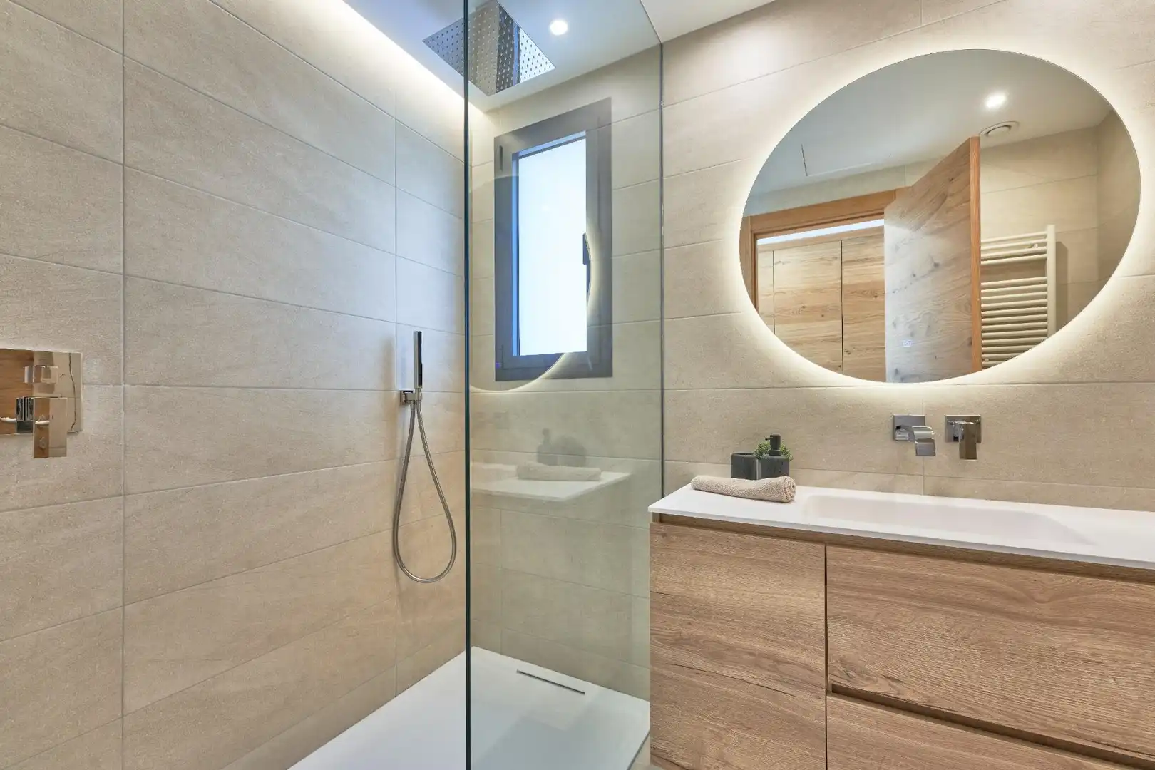 Bathroom of Flat for sale in Andratx  with Air Conditioner, Private garden and Terrace