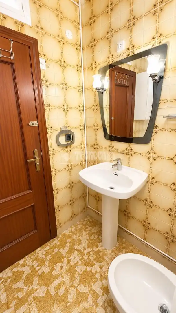 Baño de Piso en venta en Madrid con Calefacción