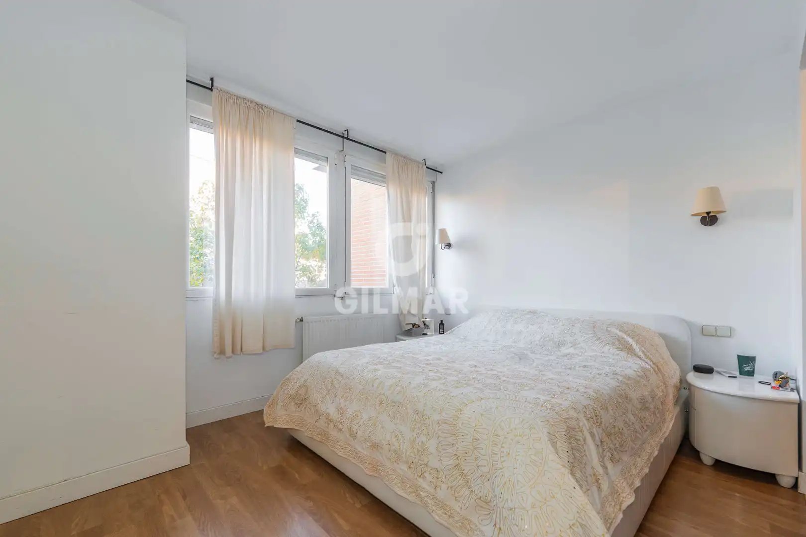 Bedroom of Detached homes for sale in Pozuelo de Alarcón  with Heating and Private garden