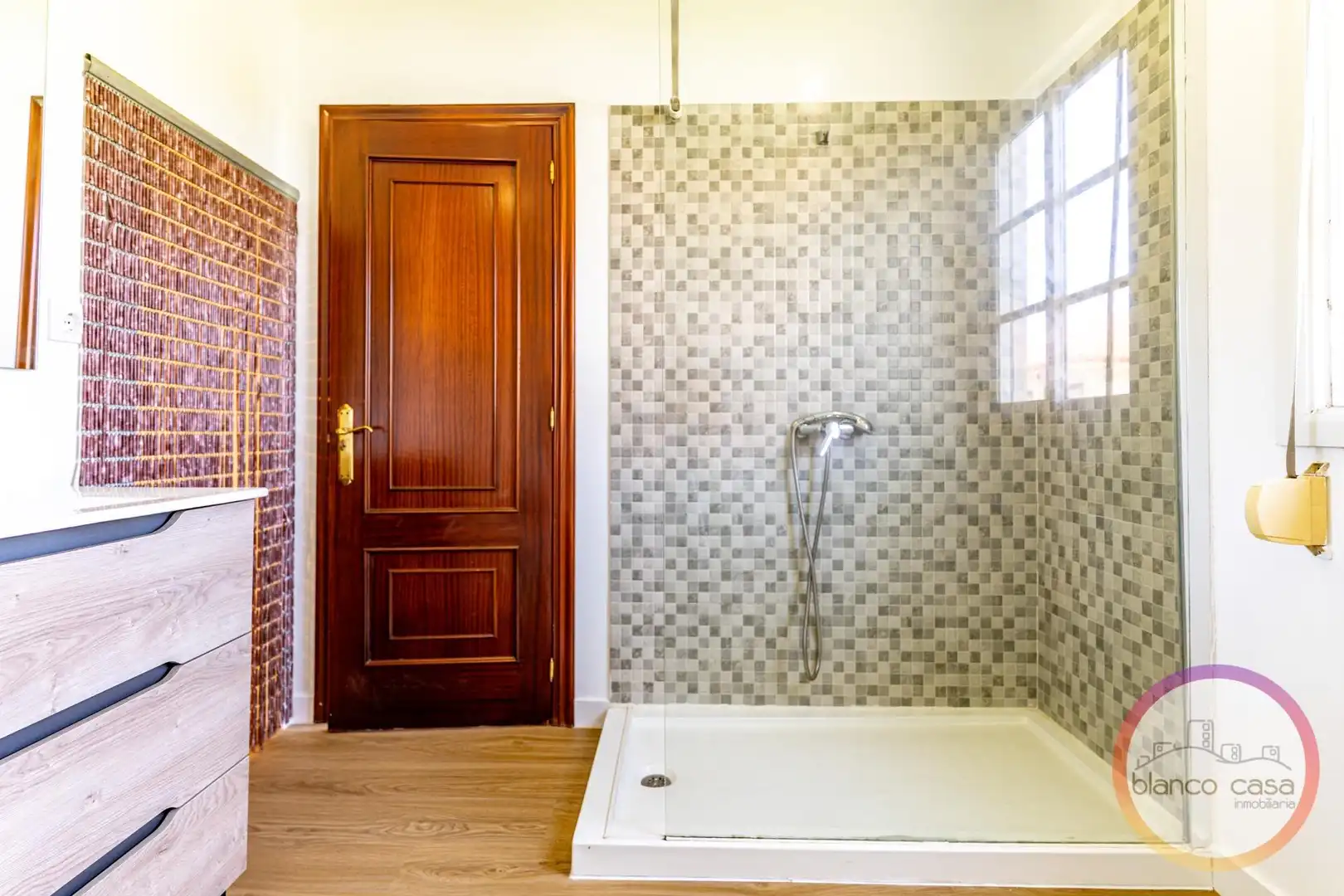 Bathroom of Houses for sale in Carballo  with Heating