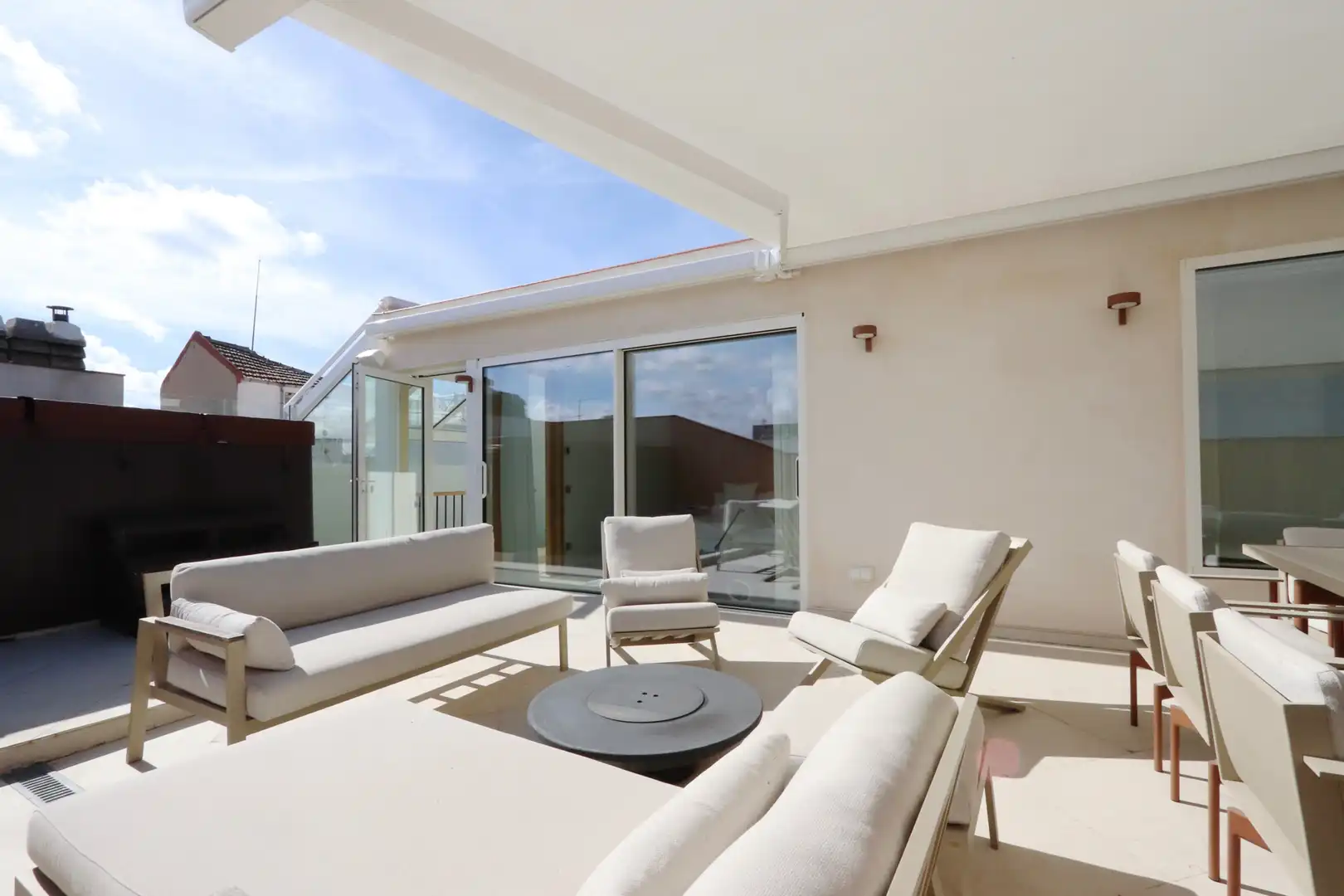 Terrace of Attic for sale in Madrid  with Air Conditioner, Heating and Parquet flooring