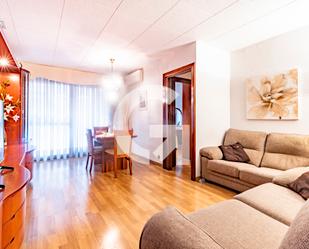 Living room of Flat for sale in  Barcelona Capital  with Air Conditioner, Heating and Parquet flooring