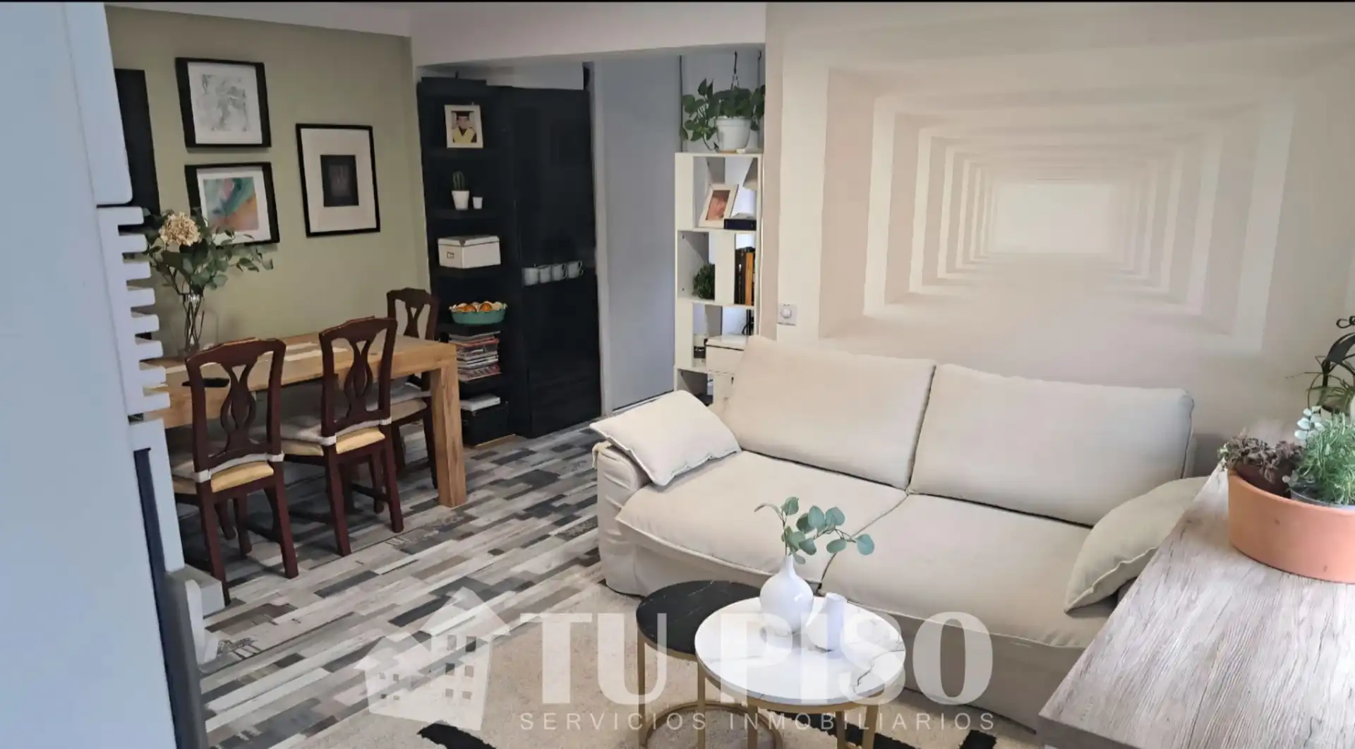 Sala d'estar de Pis en venda en Madrid amb Aire condicionat i Calefacció