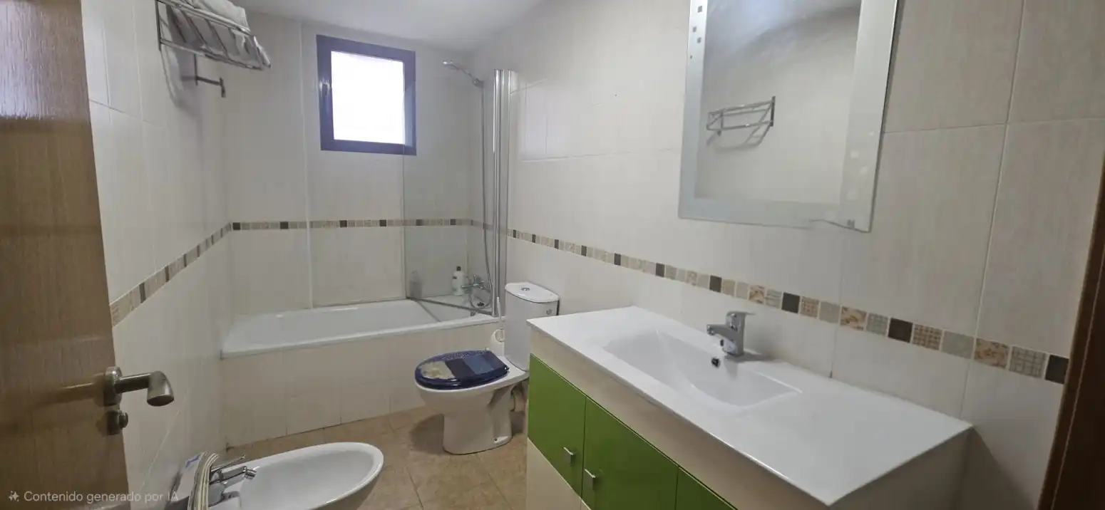 Baño de Piso en venta en Archena con Terraza, Trastero y Amueblado