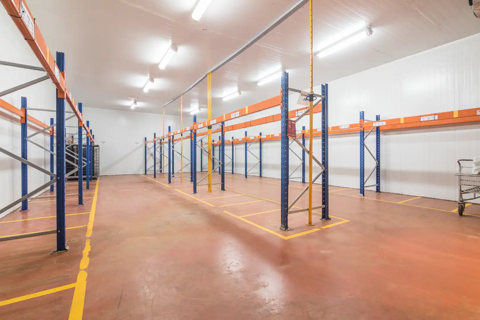 Nau industrial en venda a Calle los Mecánicos, 8, Noroeste