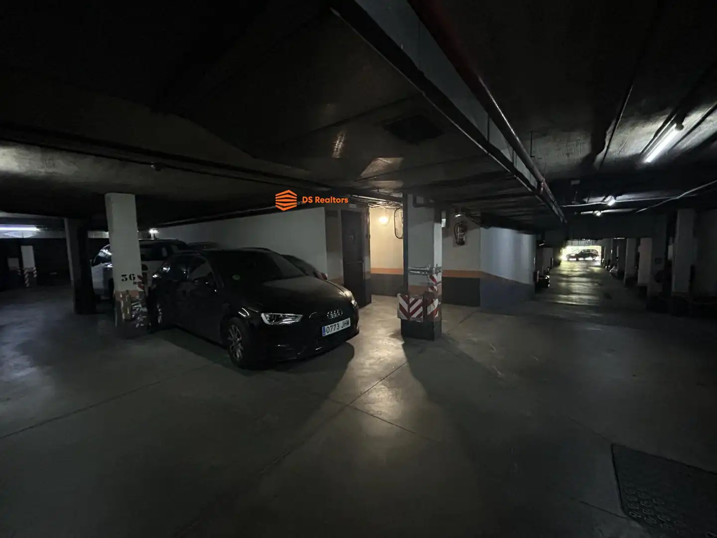 Parking of Flat for rent in Madrid  with Heating, Terrace and Storage room