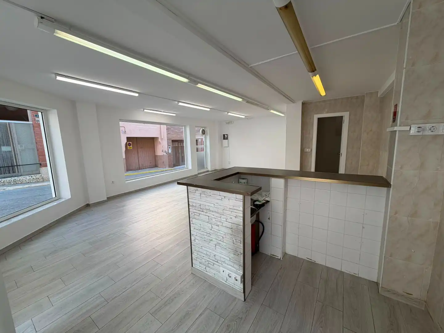 Cuina de Local de lloguer en Alcarràs