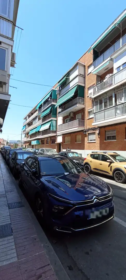 Vista exterior de Pis en venda en Madrid amb Calefacció i Terrassa