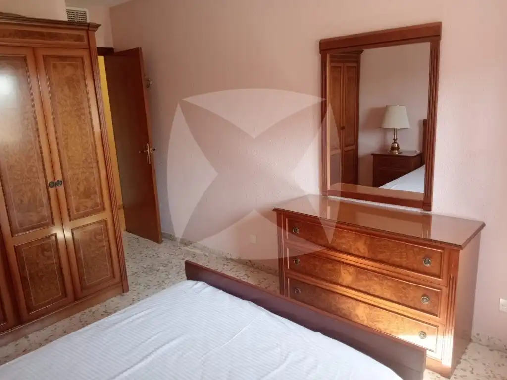 Dormitori de Pis en venda en Badajoz amb Aire condicionat, Terrassa i Moblat