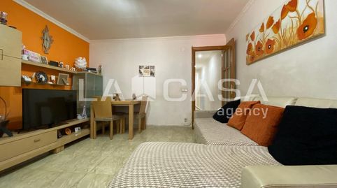 Foto 2 de Piso en venta en Centre, Santa Coloma de Gramenet