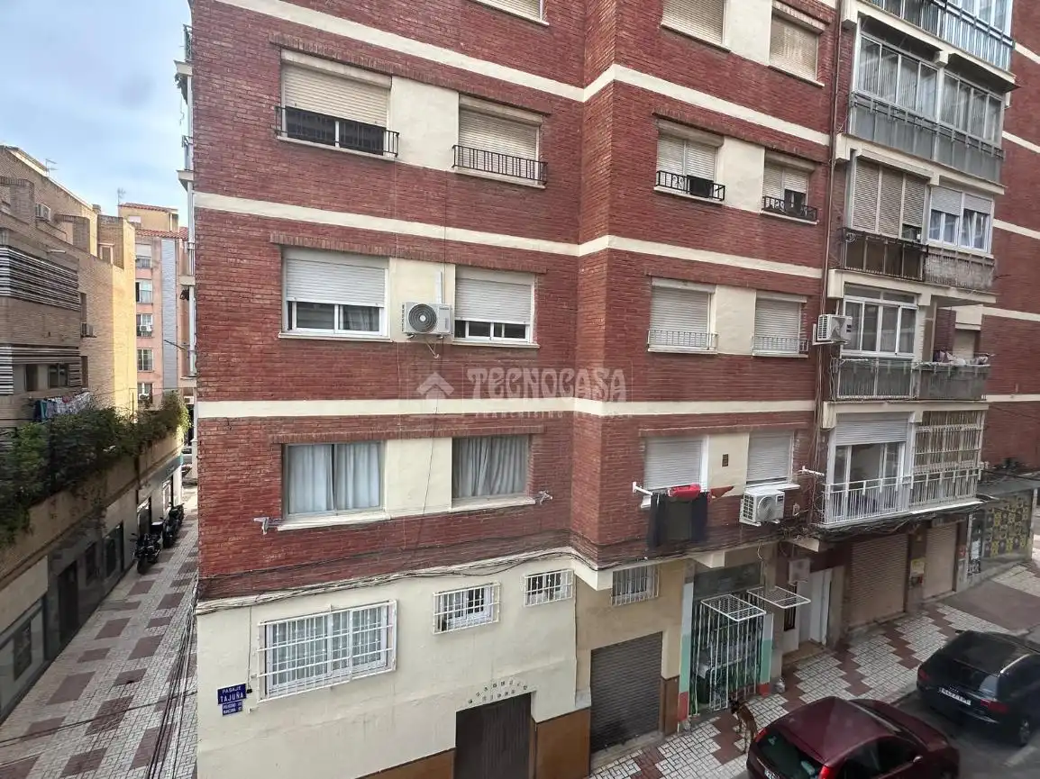 Vista exterior de Piso en venta en Málaga