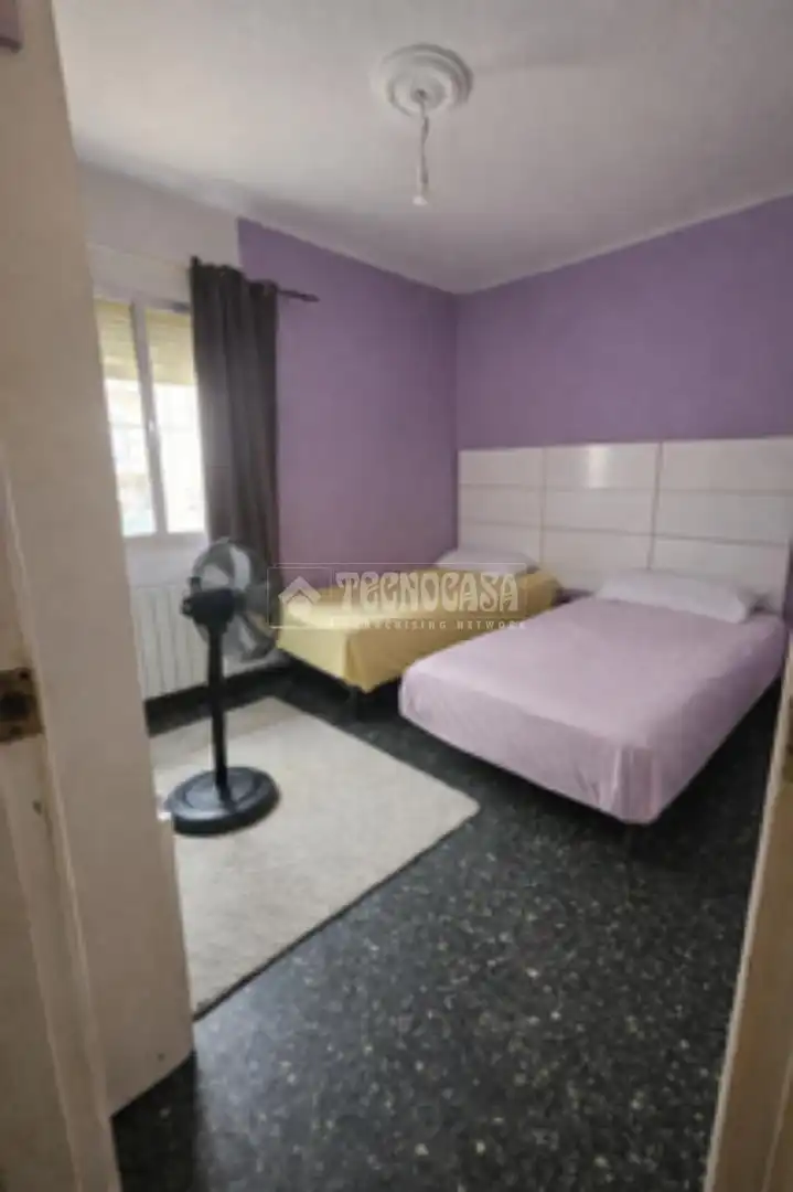 Habitación de Piso en venta en Madrid con Calefacción