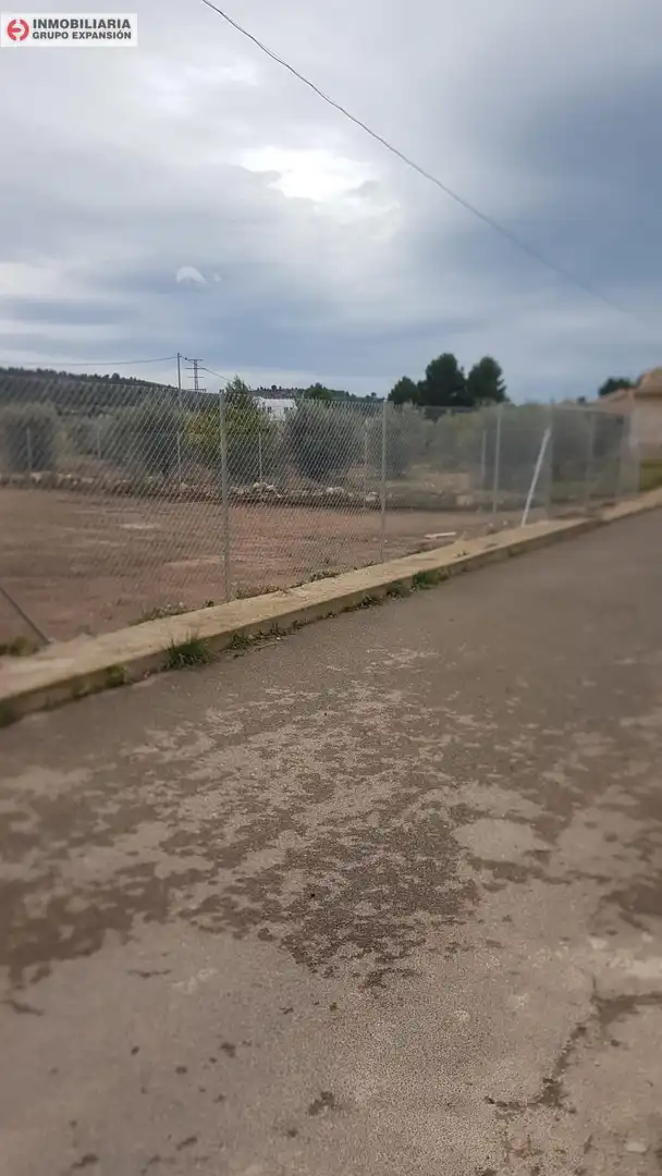 Casa o xalet en venda en El Pinós / Pinoso amb Aire condicionat, Calefacció i Jardí privat