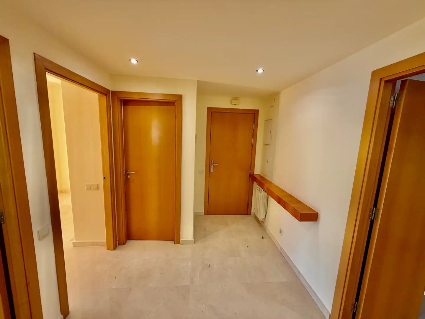 Flat for rent in  Barcelona Capital  with Air Conditioner, Terrace and Balcony
