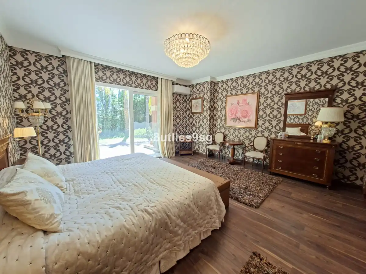 Schlafzimmer von Country house zum Verkauf in Istán, Málaga