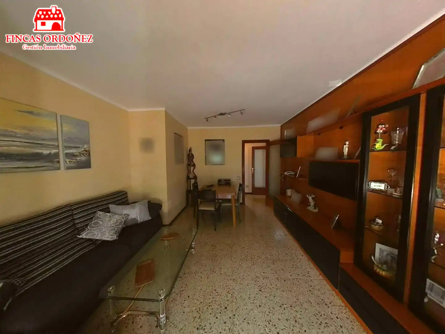 Sala d'estar de Pis en venda en Sant Andreu de la Barca amb Balcó