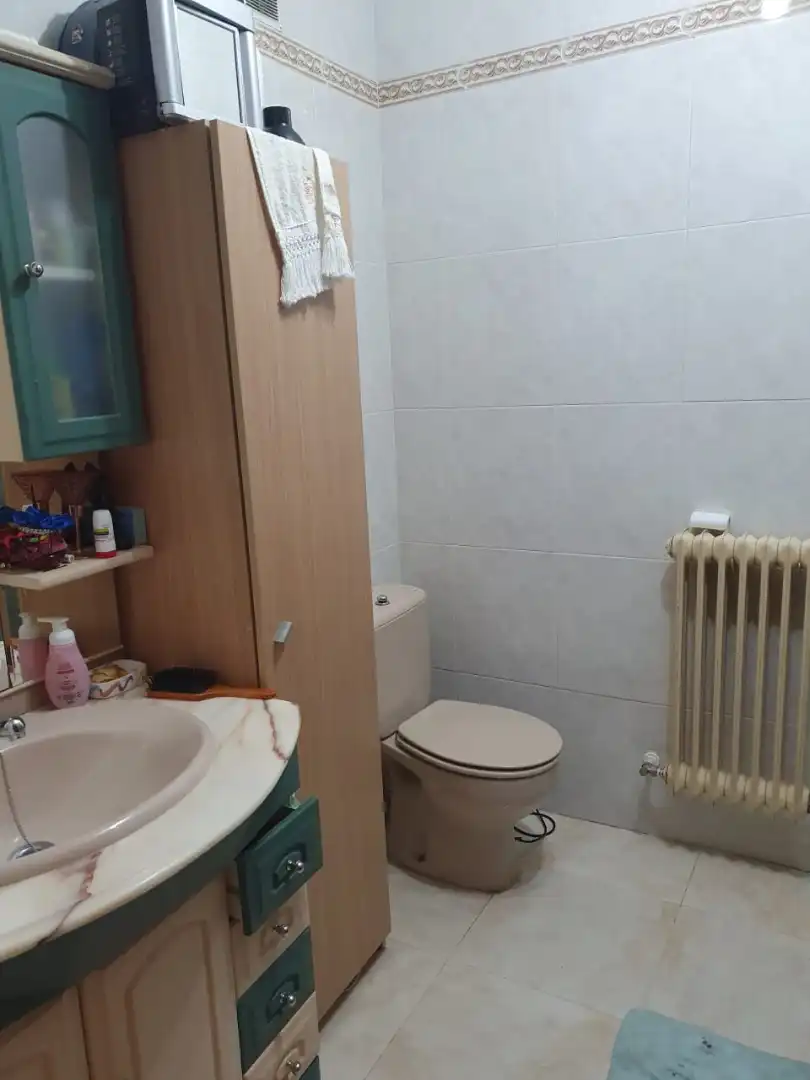 Bany de Pis en venda en Tordesillas amb Calefacció, Parquet i Terrassa