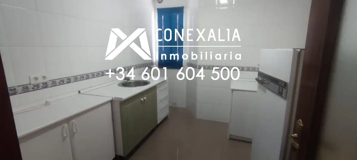 Cuina de Pis en venda en Olvera amb Traster i Balcó