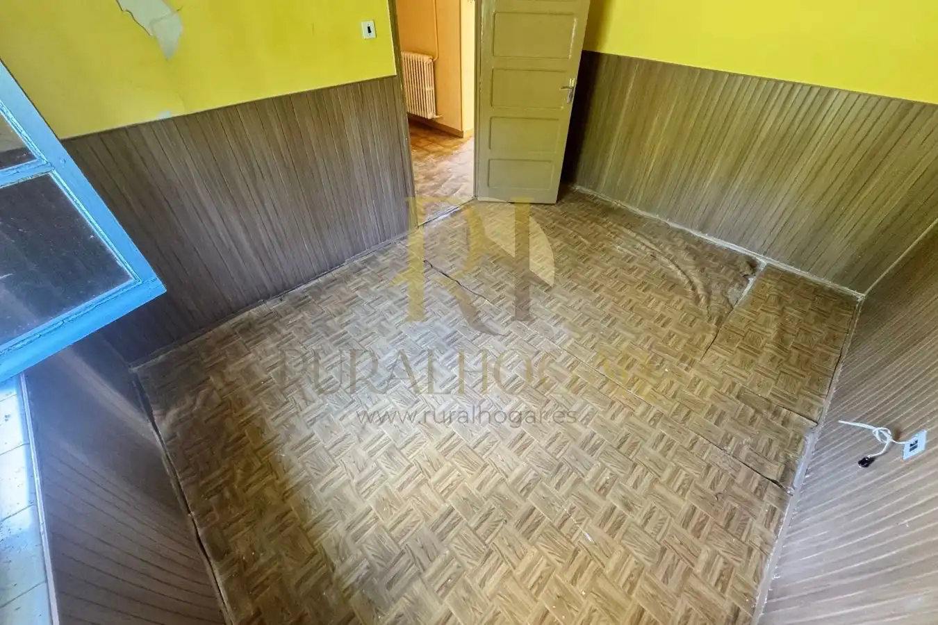 Houses for sale in Matallana de Torío  with Heating and Private garden