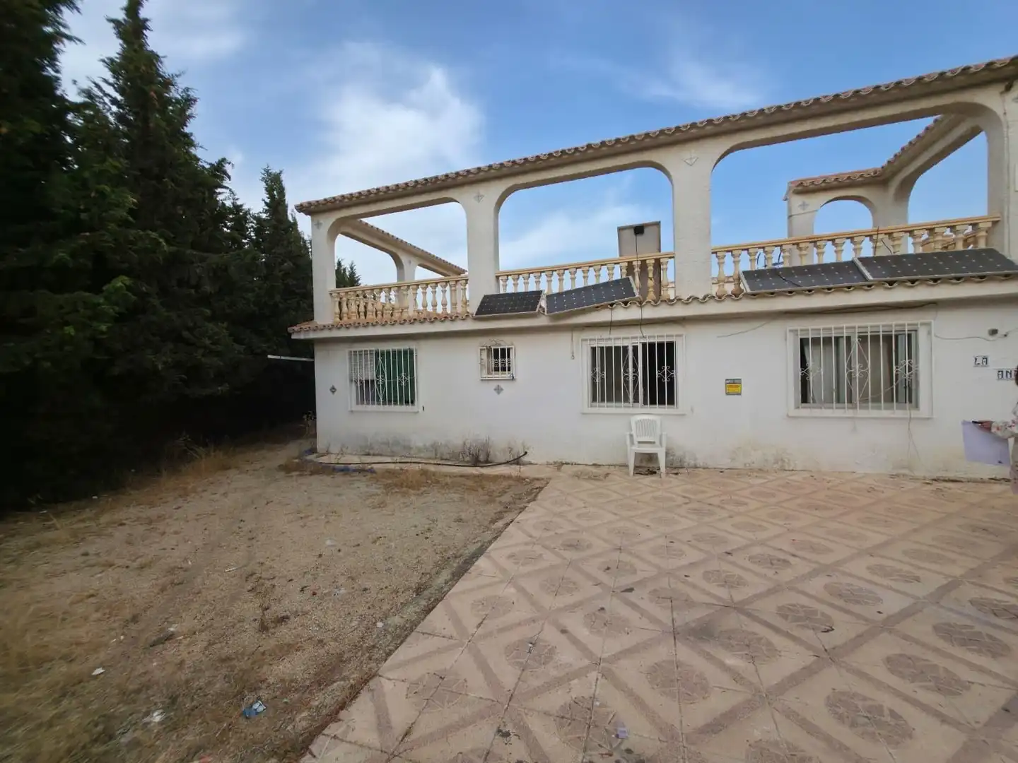 Vista exterior de Casa o xalet en venda en La Nucia amb Aire condicionat, Jardí privat i Terrassa