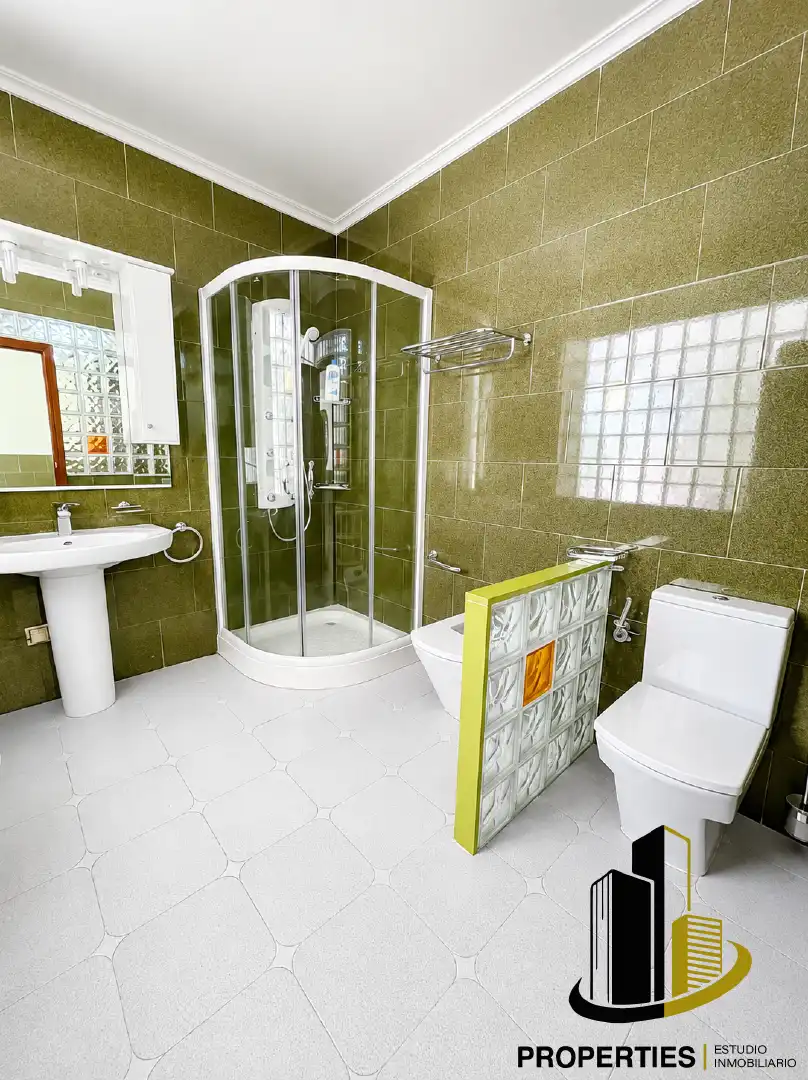 Baño de Casa o chalet en venta en Salvatierra de Tormes