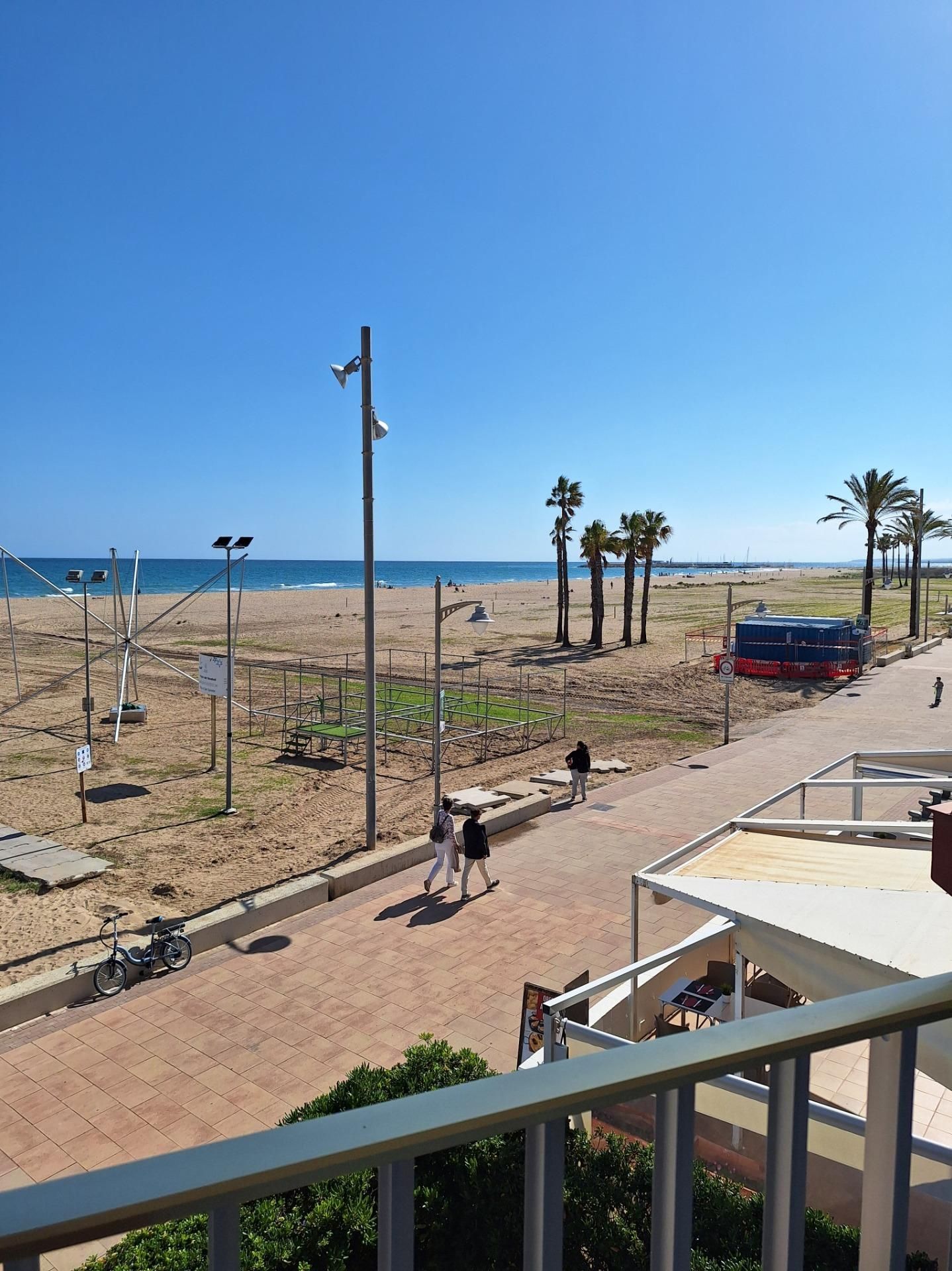 Exterior view of Apartment for sale in El Vendrell  with Air Conditioner, Terrace and Balcony